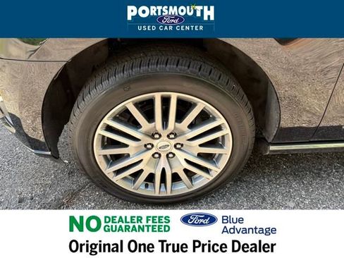 Certified 2024 Ford Expedition Platinum image 33