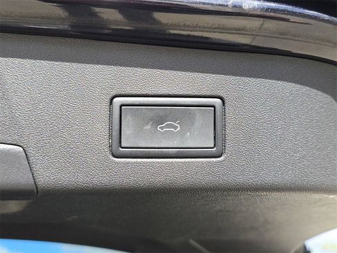 Used 2023 Volkswagen ID.4 Pro S image 17