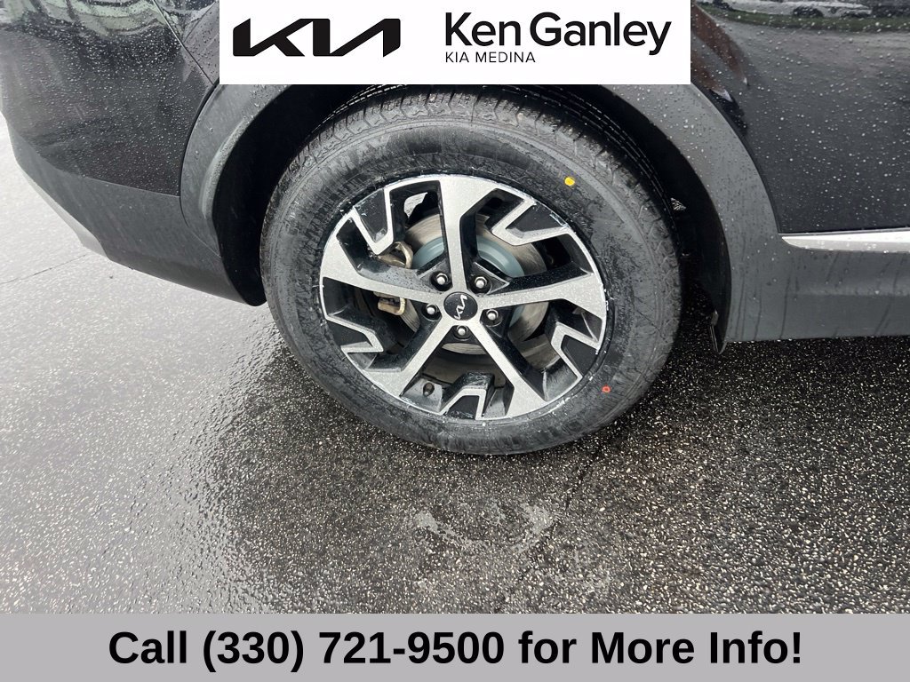 Certified 2024 Kia Sportage EX FWD image 21