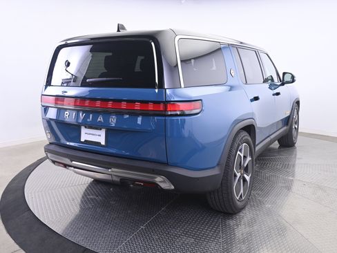 Used 2024 Rivian R1S Adventure Quad AWD/4WD image 7