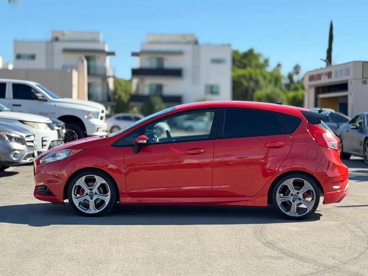 Used 2015 Ford Fiesta ST w/ ST Recaro Package FWD image 10