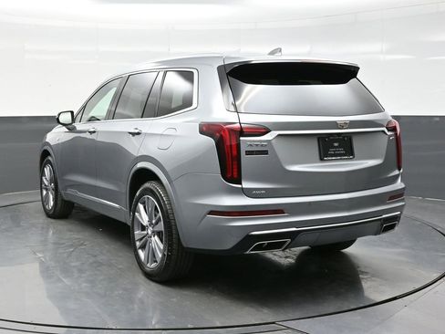 Certified 2025 Cadillac XT6 Premium Luxury image 5