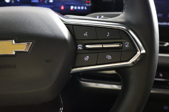 Used 2025 Chevrolet Equinox LT FWD image 10