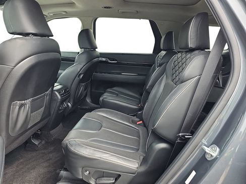 Used 2021 Hyundai Palisade Limited FWD image 14