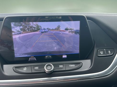 Used 2020 Chevrolet Blazer LT AWD/4WD image 16
