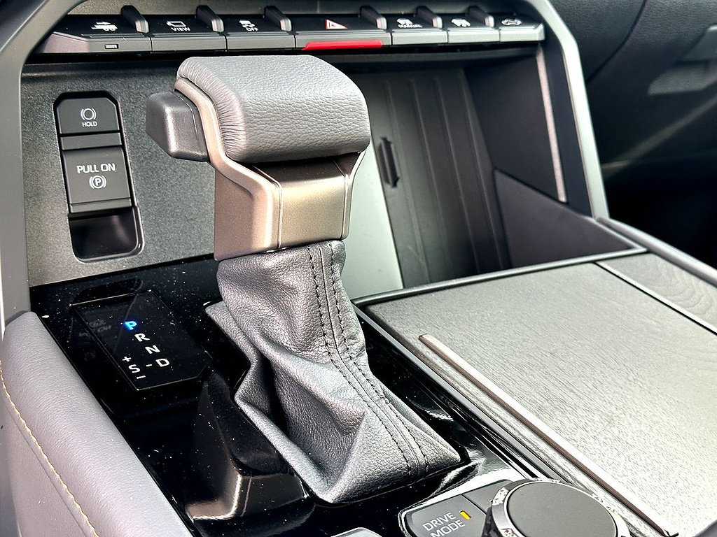 New 2026 Toyota Tundra Capstone AWD/4WD image 14