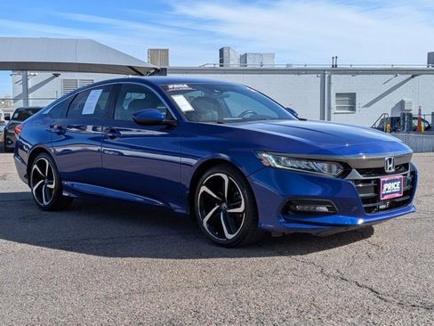 Used 2020 Honda Accord Sport image 3