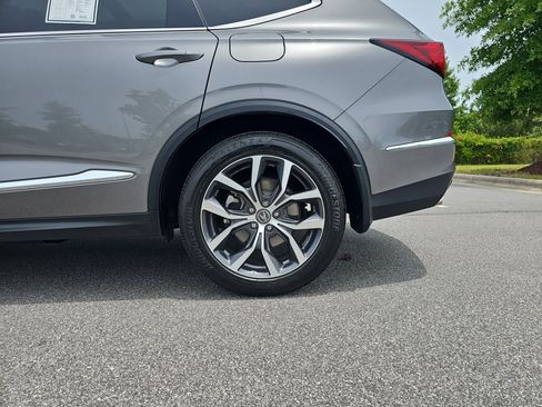 Certified 2024 Acura MDX SH-AWD w/ Technology Package image 31