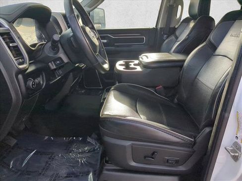 Used 2024 RAM 2500 Laramie image 15