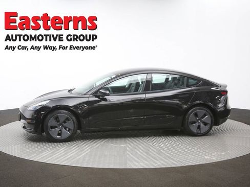 Used 2021 Tesla Model 3 Standard Range Plus image 57