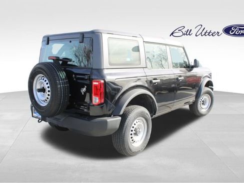 New 2025 Ford Bronco 4-Door AWD/4WD image 3