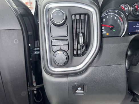 Used 2020 Chevrolet Silverado 1500 LT w/ All-Star Edition image 21