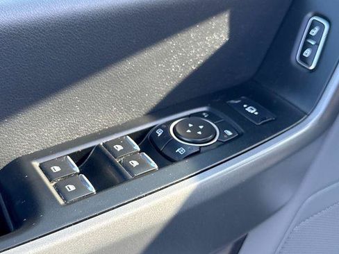 Used 2024 Ford F250 XLT w/ FX4 Off-Road Package AWD/4WD image 15