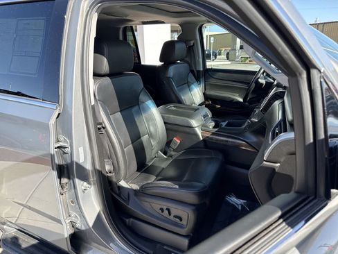 Used 2018 Chevrolet Tahoe LT AWD/4WD image 15