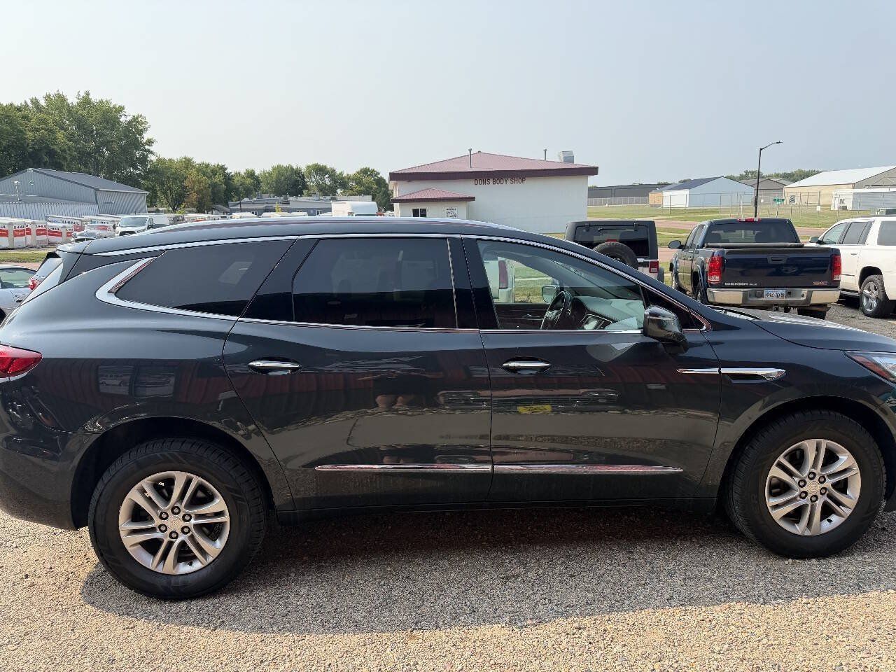 Used 2019 Buick Enclave Essence AWD/4WD image 5