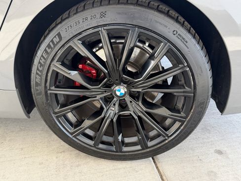 Used 2022 BMW 740i w/ M Sport Package image 28