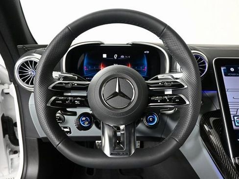 New 2025 Mercedes-Benz SL 55 AMG 4MATIC image 2
