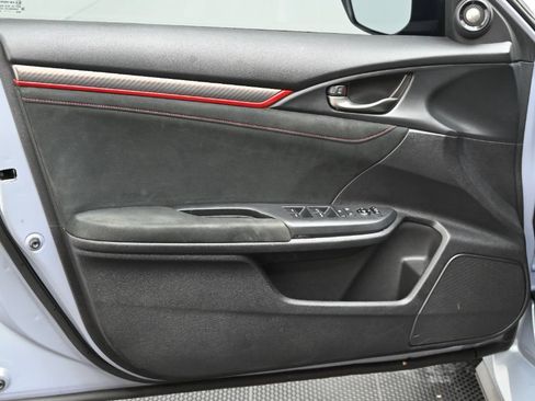 Used 2019 Honda Civic Type R image 22