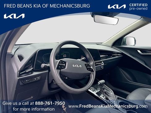 Certified 2024 Kia Niro EX FWD image 7