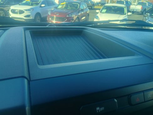 Used 2017 Ford F150 XLT image 28