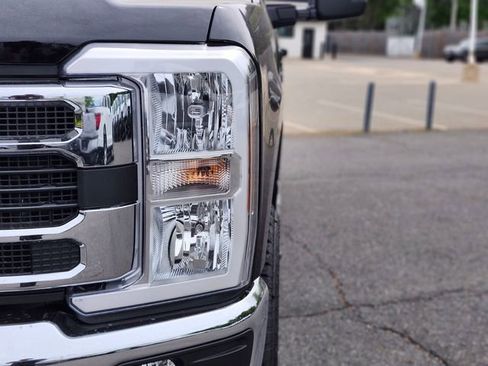 New 2026 Ford F250 XLT w/ FX4 Off-Road Package AWD/4WD image 10