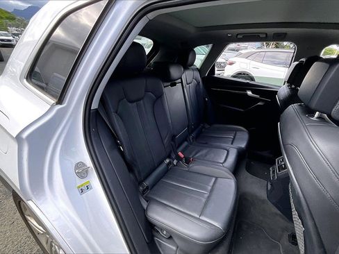 Used 2018 Audi Q5 2.0T Premium Plus w/ Premium Plus Package image 29
