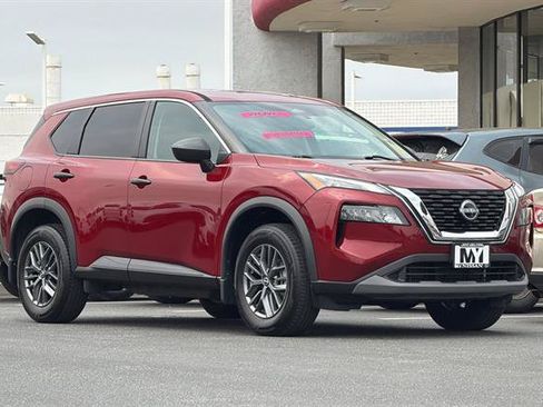 Used 2022 Nissan Rogue S FWD image 2