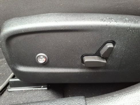 Used 2022 Dodge Charger GT image 12