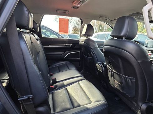 Used 2020 Kia Telluride LX image 31