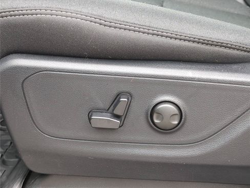New 2026 RAM 1500 Big Horn AWD/4WD image 14