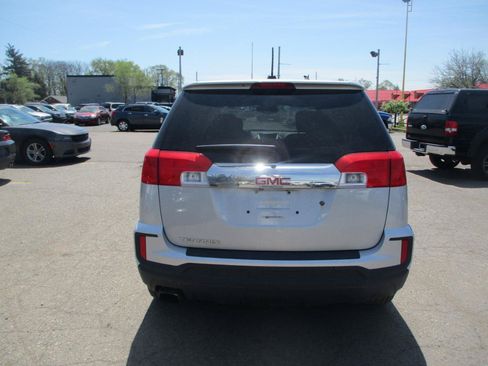 Used 2017 GMC Terrain SLE FWD image 5