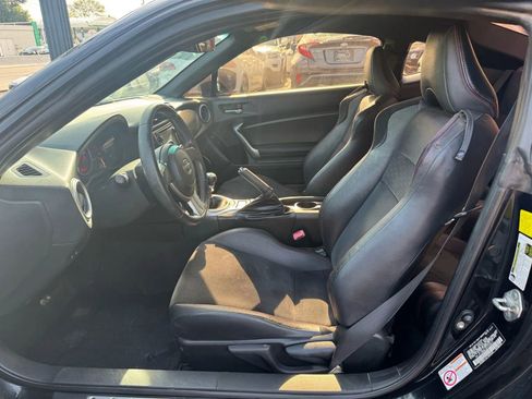 Used 2014 Scion FR-S image 9