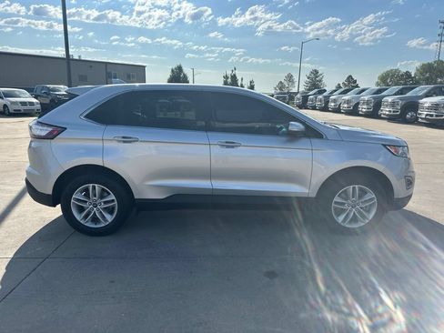 Used 2017 Ford Edge SEL w/ Equipment Group 201A AWD/4WD image 40