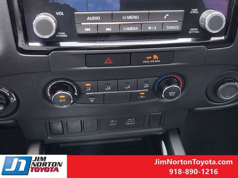 Used 2023 Nissan Frontier SV w/ Tow Package AWD/4WD image 18