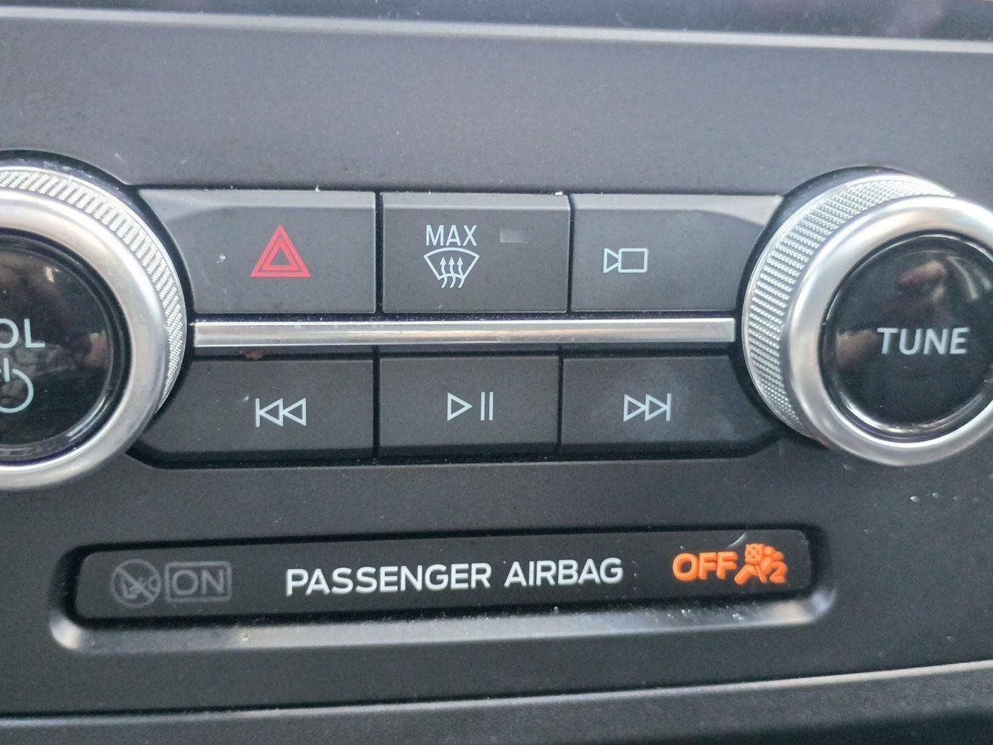Used 2024 Ford Edge Titanium AWD/4WD image 19