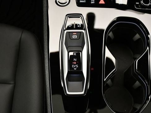 Used 2025 Audi A5 2.0T Premium w/ Convenience Package image 30