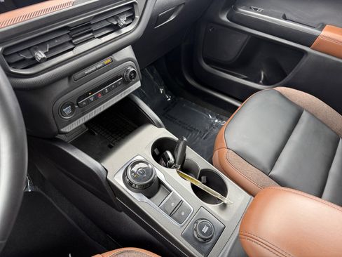 Used 2025 Ford Bronco Sport Outer Banks w/ Outer Banks Tech Package+ image 13