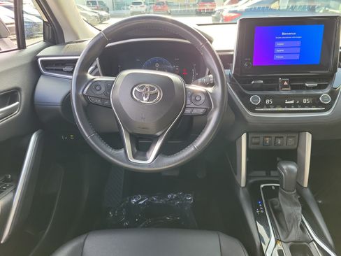 Used 2024 Toyota Corolla Cross XLE AWD/4WD image 10
