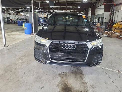 Used 2017 Audi Q3 2.0T Premium FWD image 3