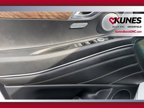 Used 2025 Genesis GV80 2.5T Prestige image 28