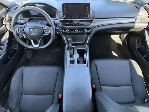Used 2019 Honda Accord LX image 10