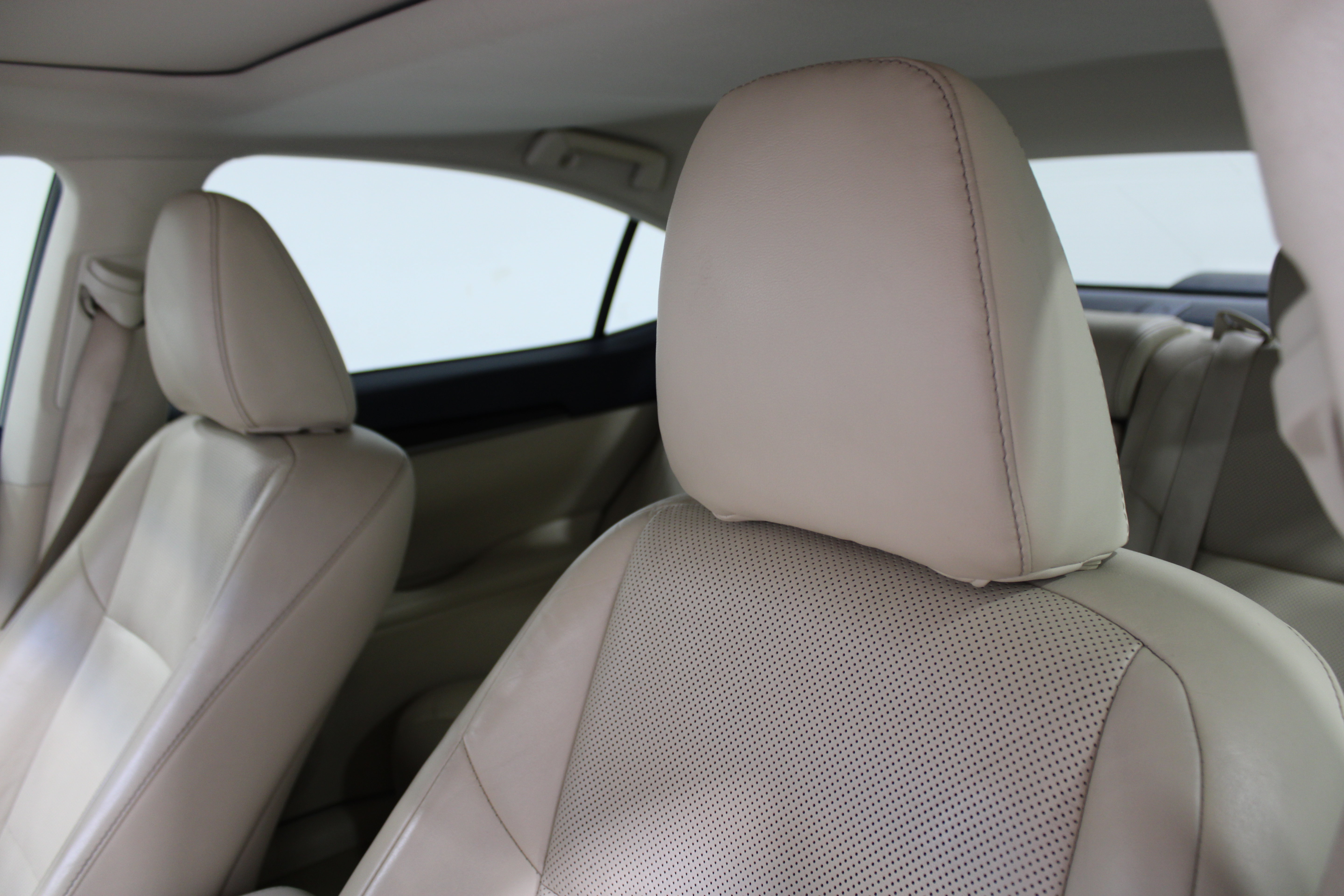Used 2015 Lexus ES 350 w/ Luxury Package FWD image 14