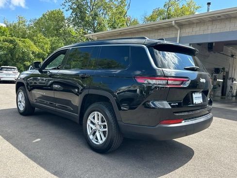 Used 2024 Jeep Grand Cherokee L Laredo AWD/4WD image 24
