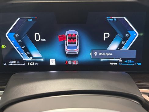 New 2026 BMW X5 xDrive50e w/ M Sport Package image 40