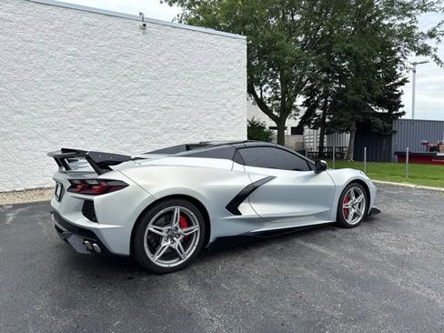 Used 2021 Chevrolet Corvette Stingray Preferred Conv w/ Z51 Performance Package RWD image 5