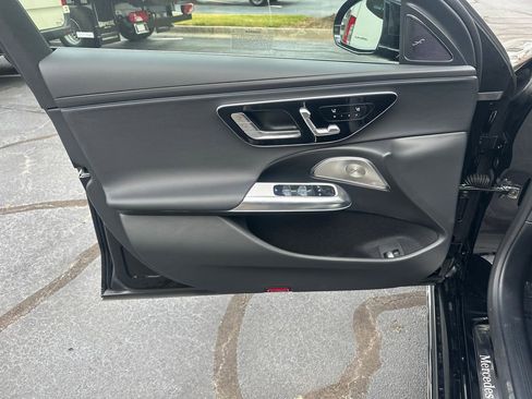 New 2026 Mercedes-Benz E 350 4MATIC Sedan image 11