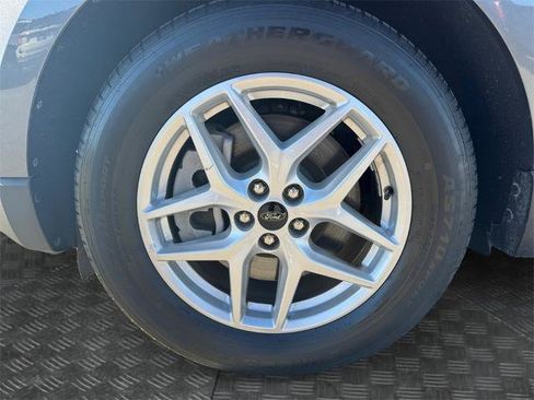 Certified 2024 Ford Edge SEL image 14