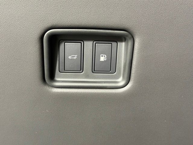 New 2027 Land Rover Range Rover Sport Battersea AWD/4WD image 29