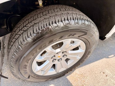 Used 2022 Chevrolet Colorado LT w/ Fleet Safety Package RWD image 7