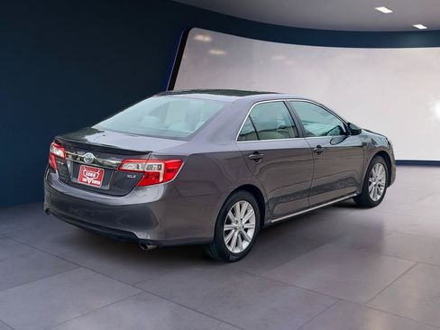 Used 2012 Toyota Camry XLE FWD image 5